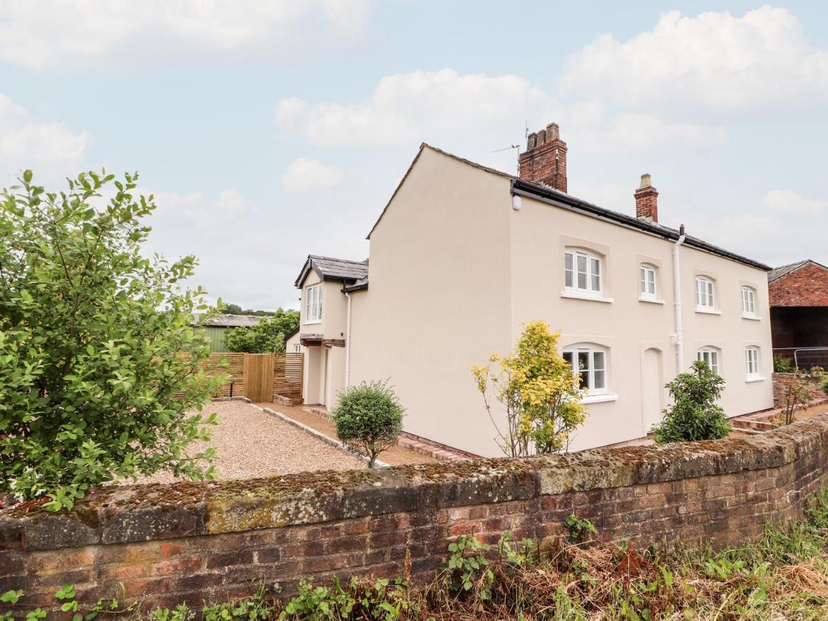 Legh Oaks Farm Villa Knutsford Bagian luar foto