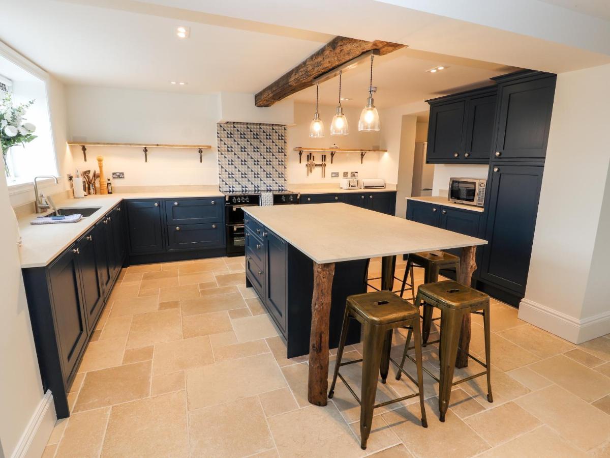 Legh Oaks Farm Villa Knutsford Bagian luar foto