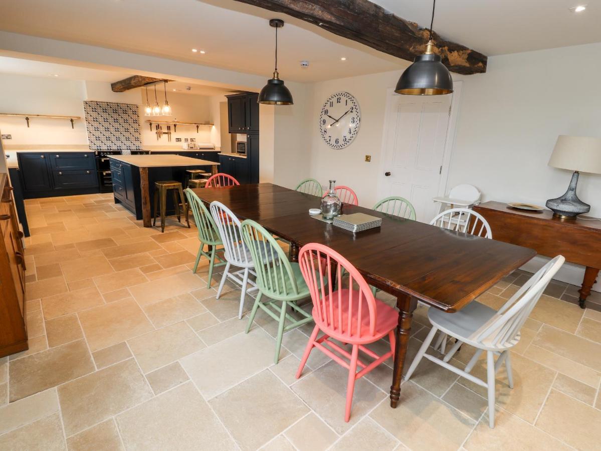 Legh Oaks Farm Villa Knutsford Bagian luar foto